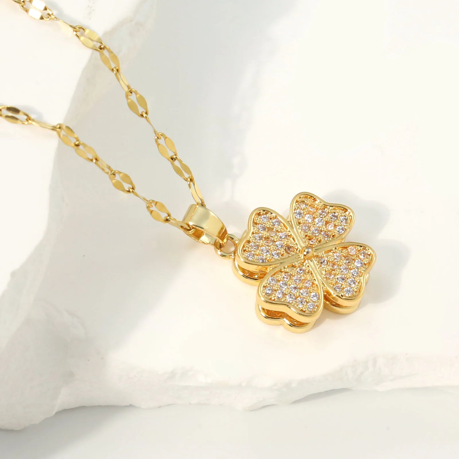 18K Gold Plated Rotating Pendant Spinning Four Heart Leaf Clover Necklace