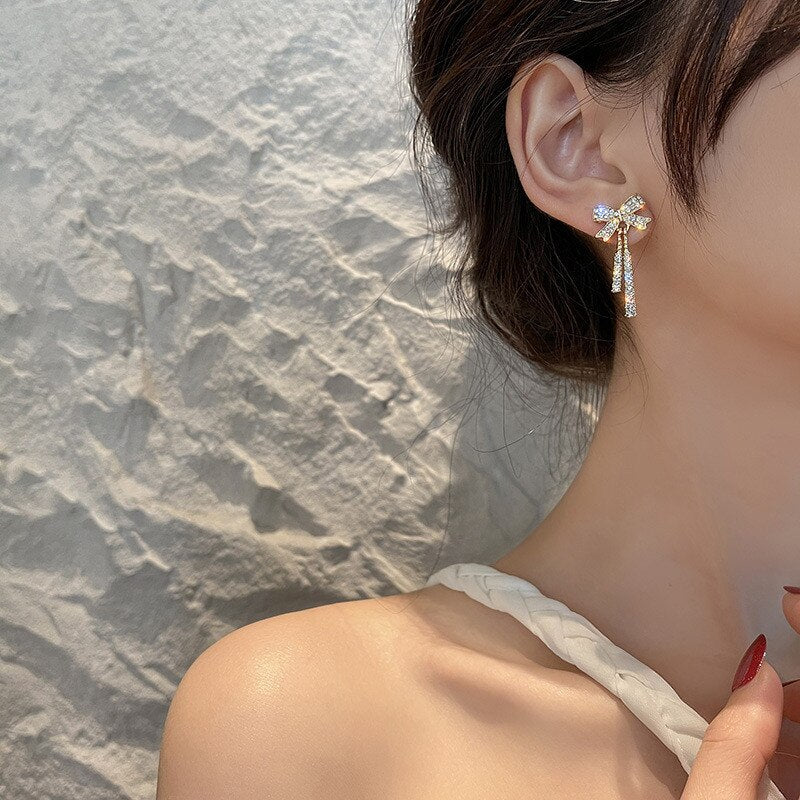 Crystal Drop Earrings with Bling Bling Cubic Zirconia Temperament Women Cute Bowknot Korean Earrings