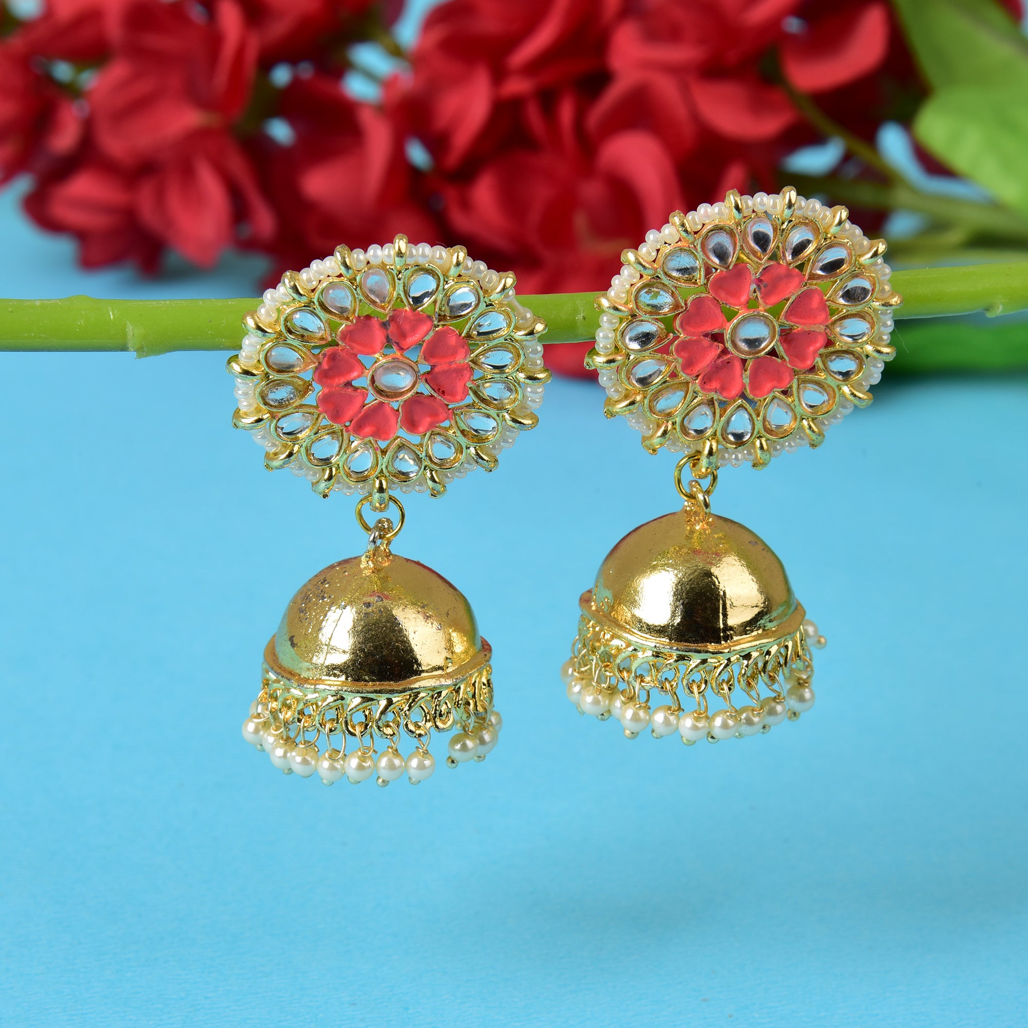 Graceful Gold Plated Kundan & Pearls Traditional Jhumki Earring